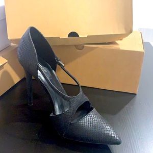 Zara 🖤 like new size 8